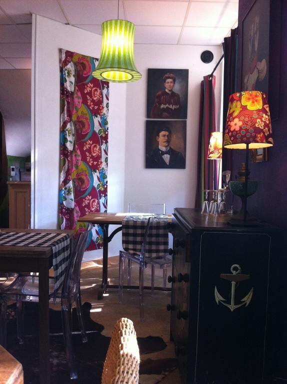 Hotel Les Remp'Arts Guérande Esterno foto
